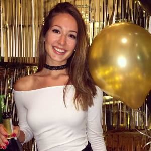 Meet your Posher, Akayla